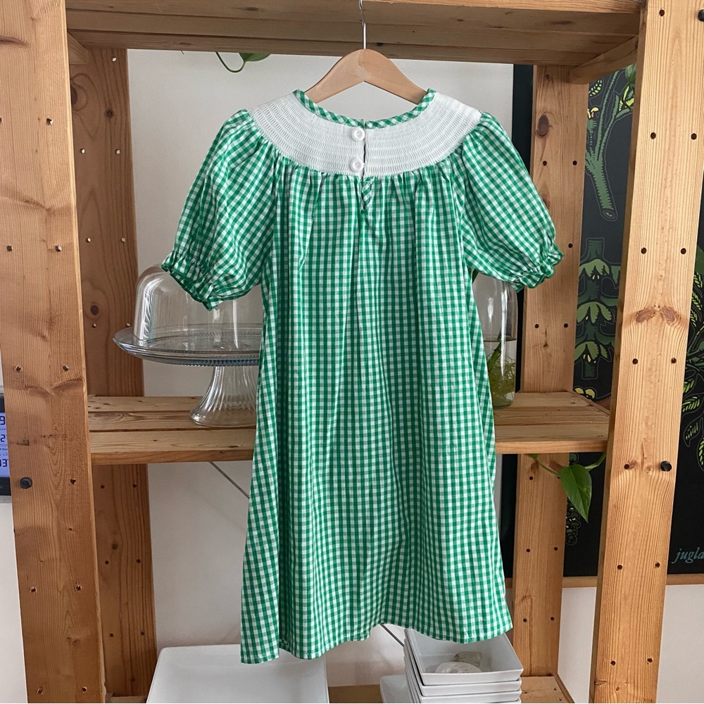 St. Patrick’s Day Shamrock Smocked Gingham Plaid Bishop Dress 4t 5t - Picture 3 of 14